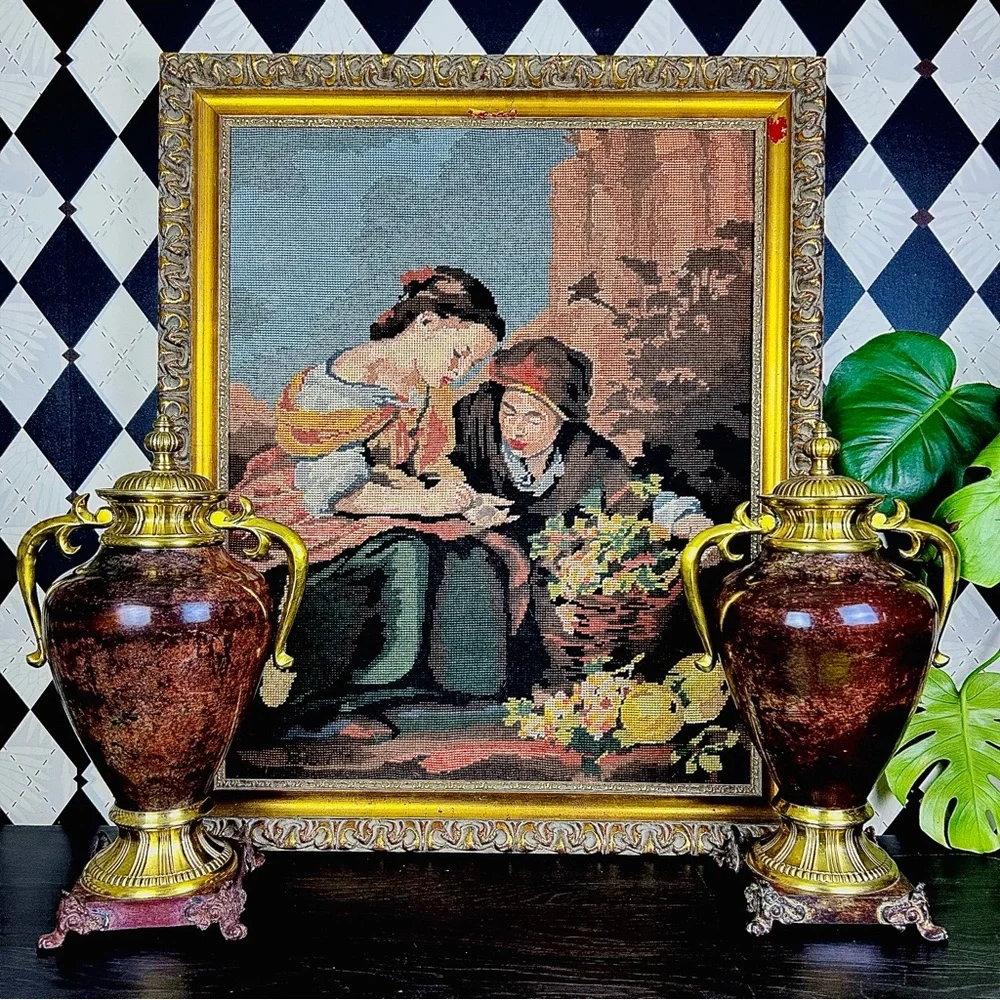 Neoclassical Gilt Metal Urn Pair Mid Century Modern‎ Hollywood Regency Luxury - Picture 3 of 16